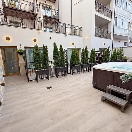 Hotel Akla